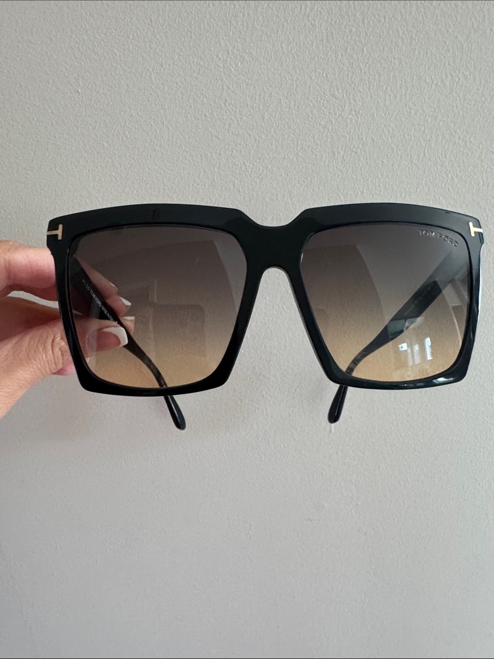 Tom Ford Black Frame Sunglasses with Brown Gradient Lenses - Picture 7 of 9